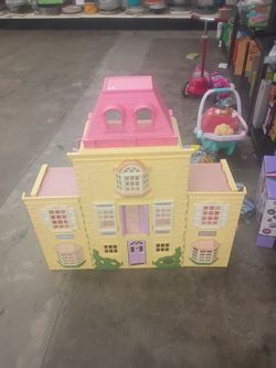 2005 Fisher Price Loving Family Twin Time Grand Mansion Dollhouse Only