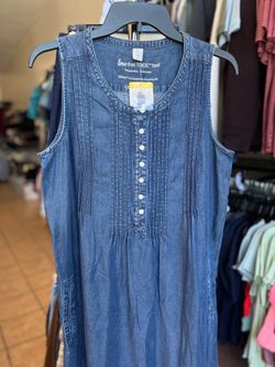 Ladies button down sleeveless denim blue dress