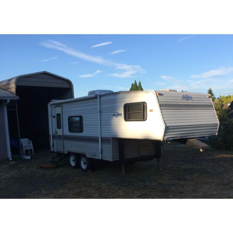 5th Wheel Travel Trailer 
