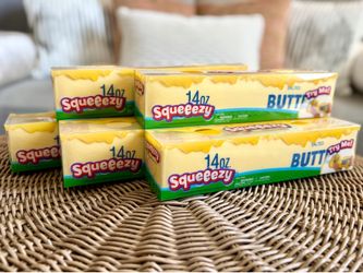 Sunny Days Squeeezy Butter Squishy🧈