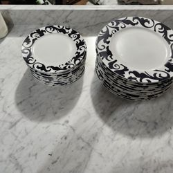 Ciroa Fiori Black/white dinner plate & appetizer plate set of 12 fine bone China made in Australia 