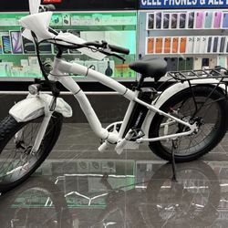 Electric Beach Cruiser 75 Mile Battery Range ((Take It Home In Payments/ llévatelo a casa en pagos) Only $10 Down 