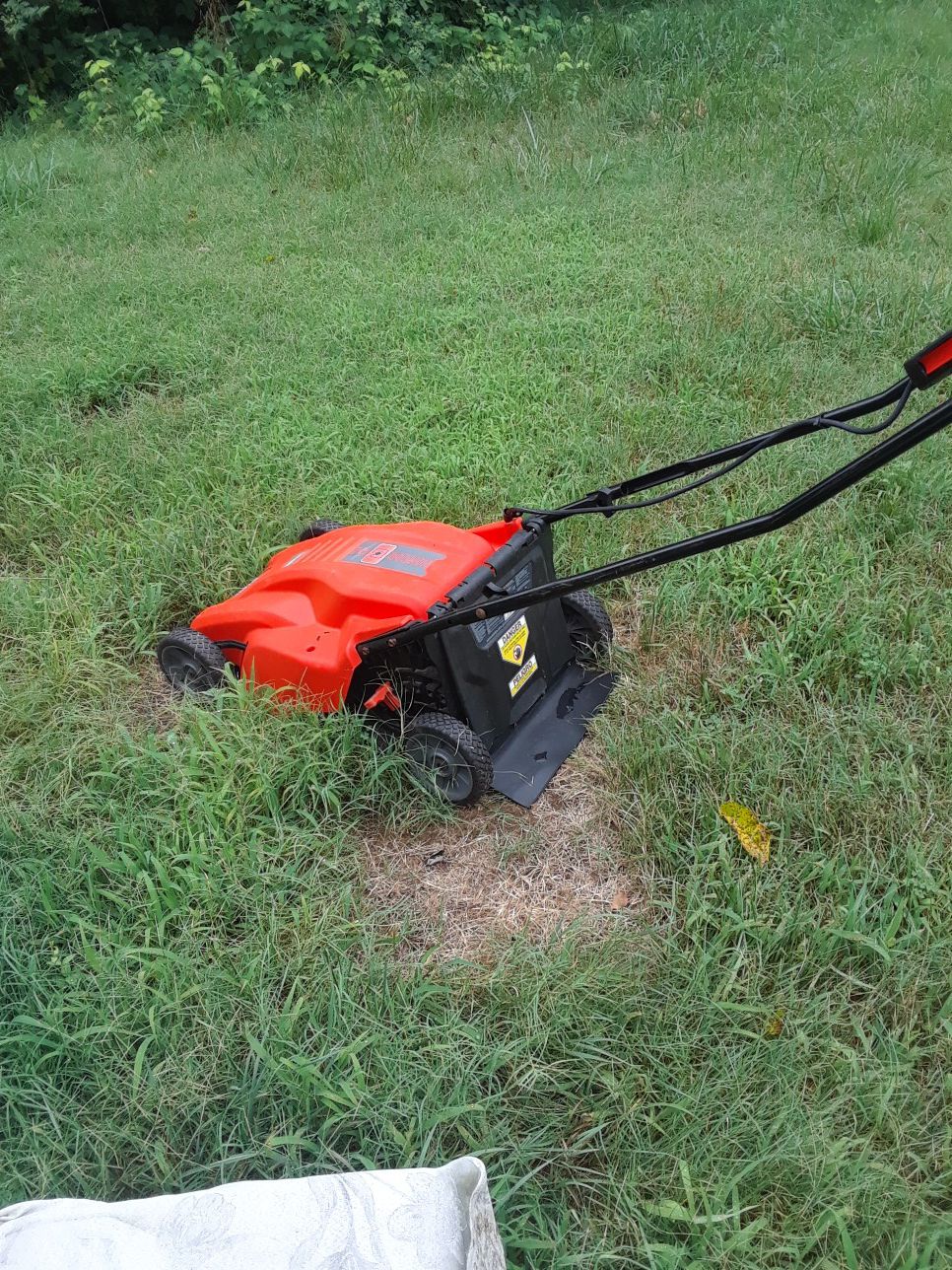 Black & Decker Electronic Lawn Mower