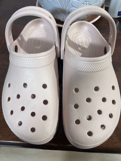 Iconic crocs comfort