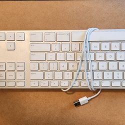 Authentic Apple Mac Keyboard W/ Numpad