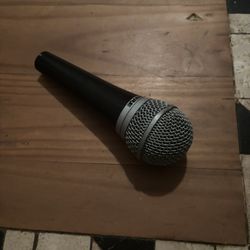 Shure PG 48 Microphone w/ Clip & XLR