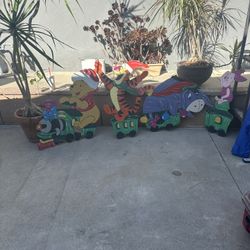 Winnie The Poo Wood Yard Christmas Decor 