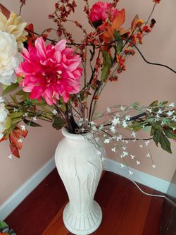 Floor vase