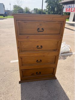 4 Drawer Chest