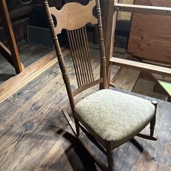Antique Rocking chair