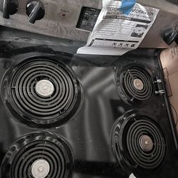 Electric GE Stove GE Dishwasher 