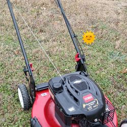 22 INCH Lawn Mower TORO Self Propelled. No Issues. No Bag