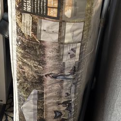 Great Canopy Practically Brand New 