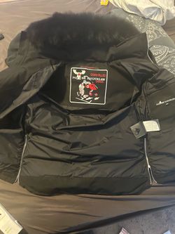 Black patch moose knuckles
