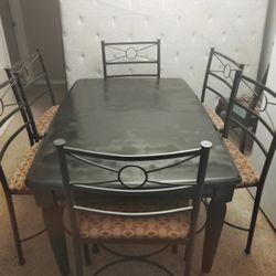 Table With Six Chairs 