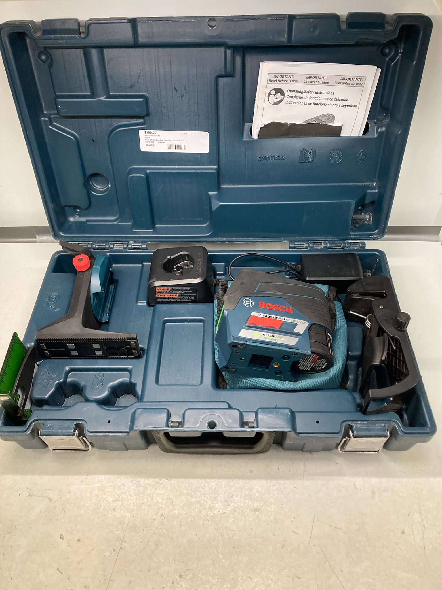 Bosch GCL100-80CG 12V Max Green-Beam Cross-Line Laser with Plumb Point