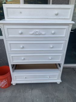 5 Drawer Dresser