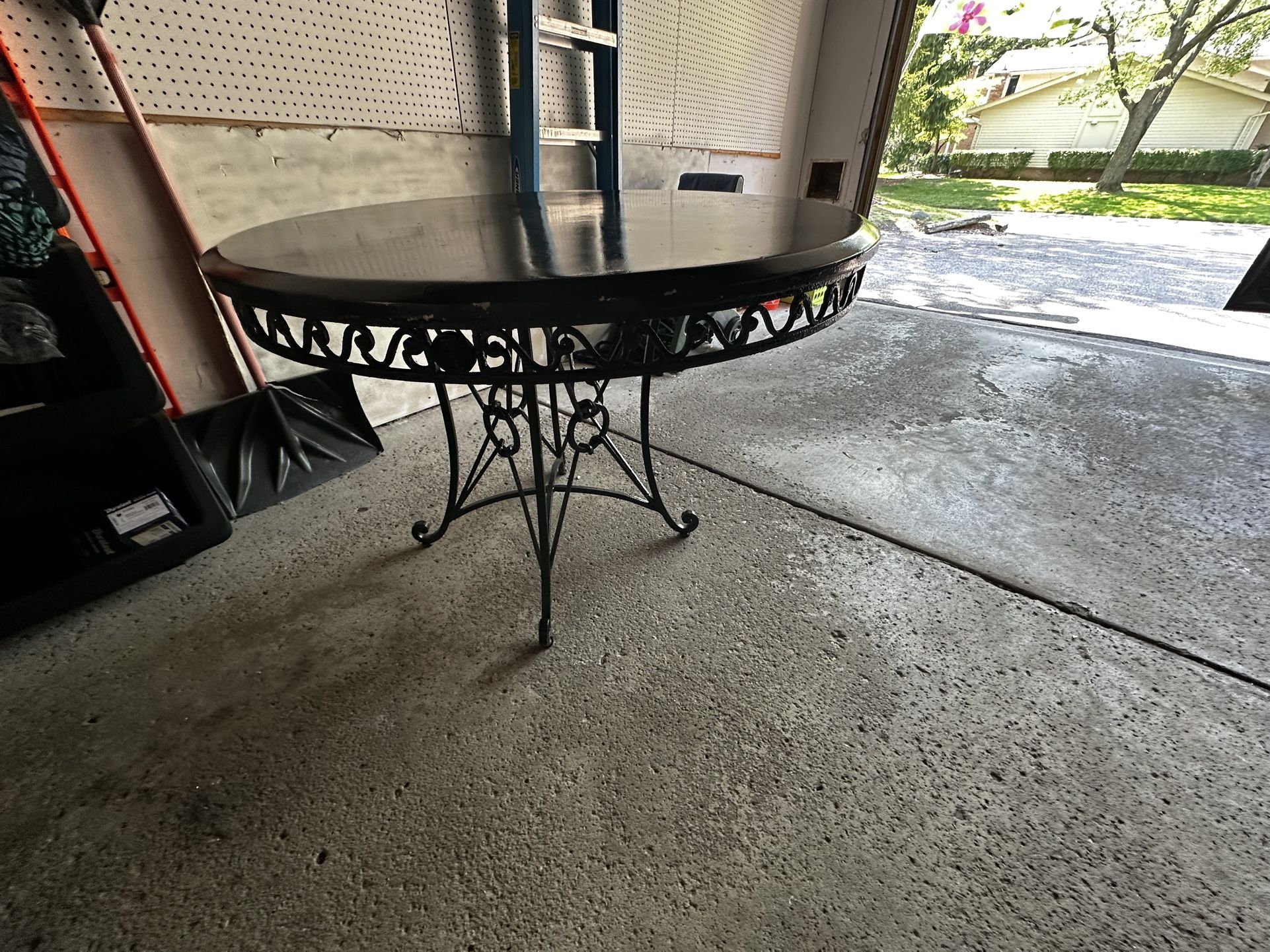 Kitchen table