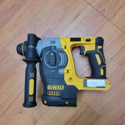 DEWALT 20V XR BRUSHLESS DCH273 ROTARY HAMMER PERFECT CONDITION