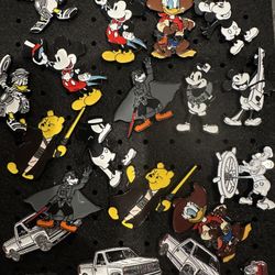 Disney Pins 