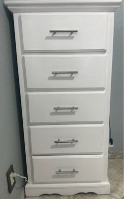 White 5-Drawer Tall Dresser