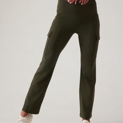 ATHLETA Delancey Straight Leg Cargo Pant Black Womens Medium 