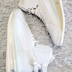 Size 11.5 Nike Air Max 720 Saturn Pure Platinum 2019 A02110-002.
