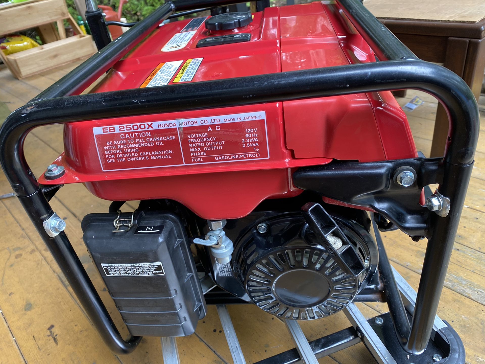 Honda EB2500 Generator Near New / yes still available thanks for Sale