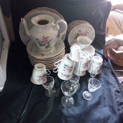 Gibson Victorian Dinnerware China