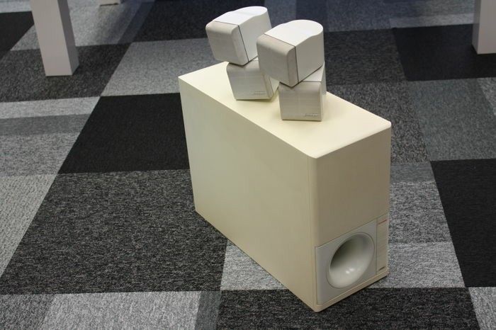 bose acoustimass 5 series ii.