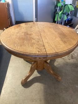 Dining Table with 4 chairs