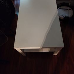 White 2 Tier Used Coffee Table 