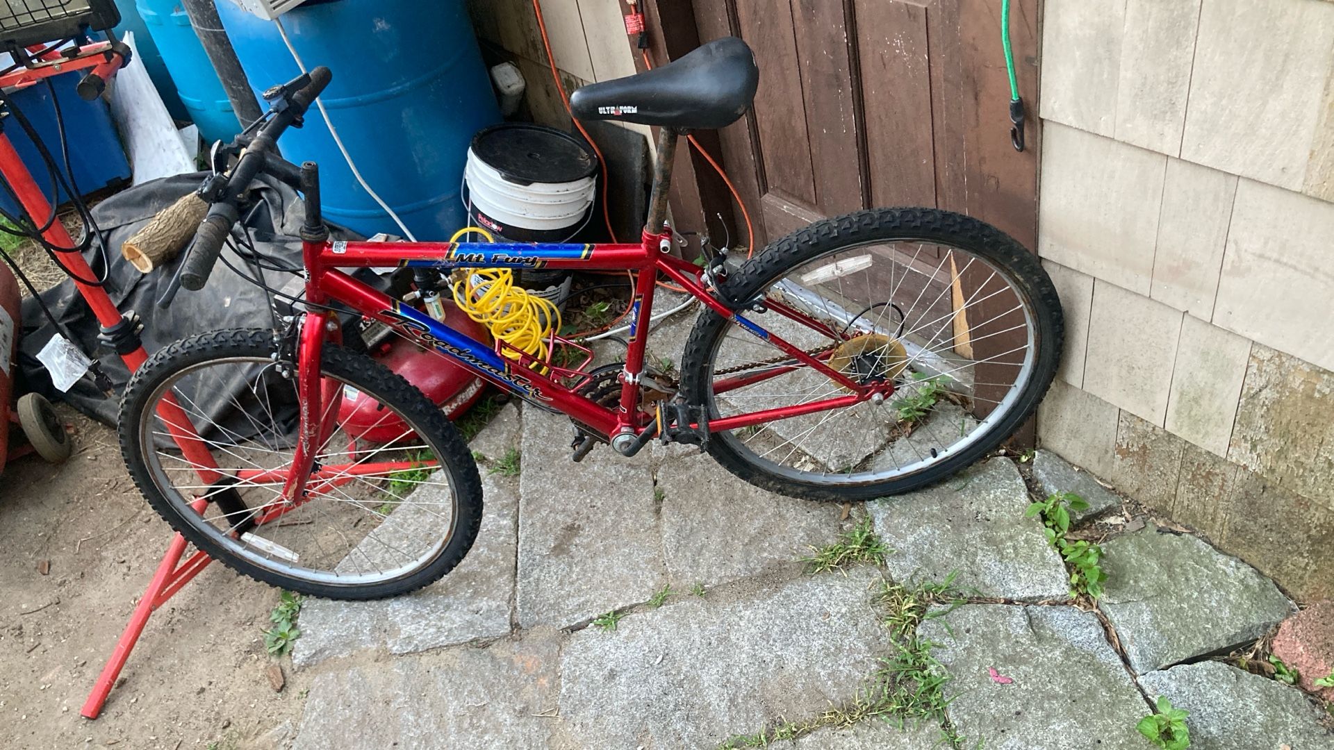 Roadmaster Men’s 15 Speed Mountain Bicycle