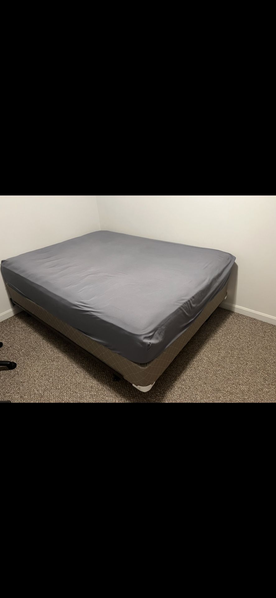Queen bed
