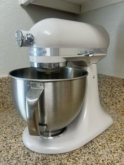 Artisan Series 5 Quart Tilt-Head Stand Mixer with Premium Touchpoints