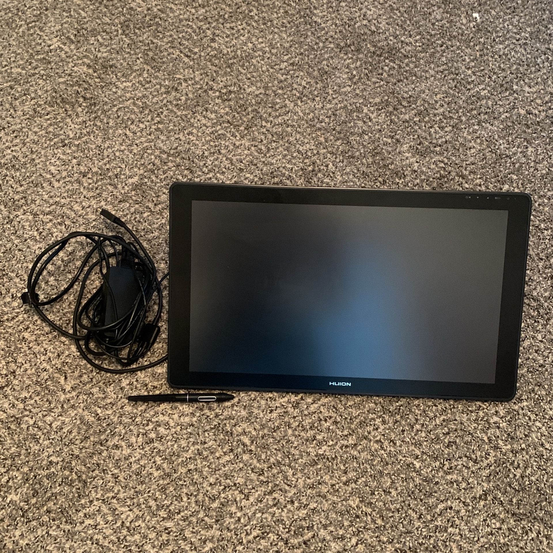 Huion Kamvas 22 + Pen & Accessories