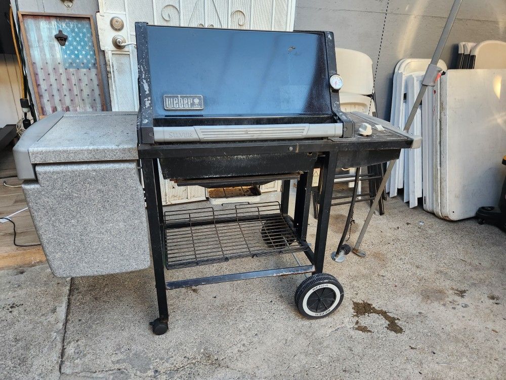 Weber 3 Burner BBQ GRILL π Propane π
