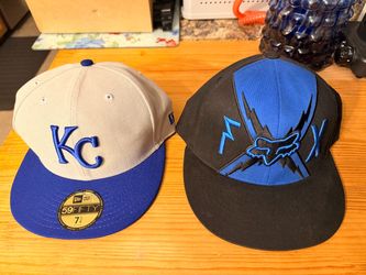 2 Fitted Hats