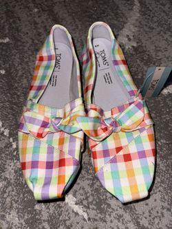 Toms Size 8 