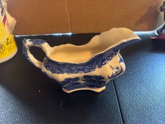 Blue willow gravy boat