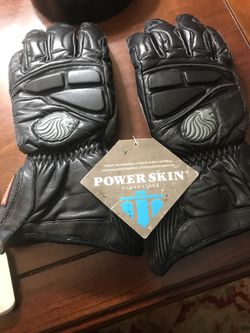 Aprilia New Winter Gloves And Aprilia Nmisc Items