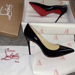 Louboutin Heels 👠/ New / Size 9  (40 )