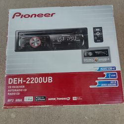 Pioneer CD Receiver 