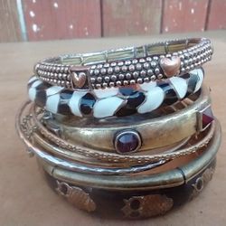 Bracelet Lot