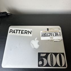 MacBook (Screen broke)