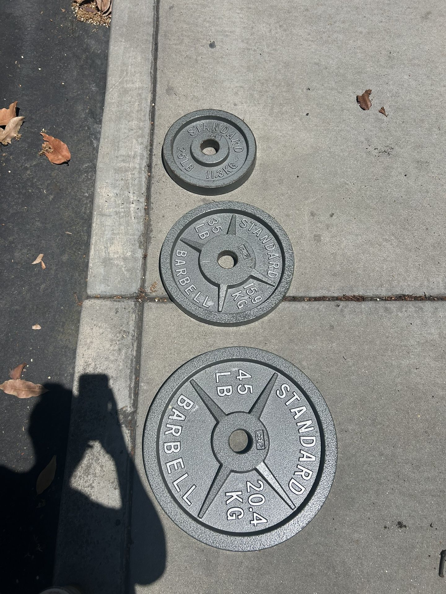 Olympic Barbell and Plates 45,35,25 (sets of two)