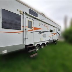 2007 CrossRoads RV Cross Terrain With ONAN Generator