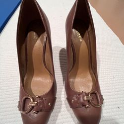 Coach 7.5 Brown Leather Heels