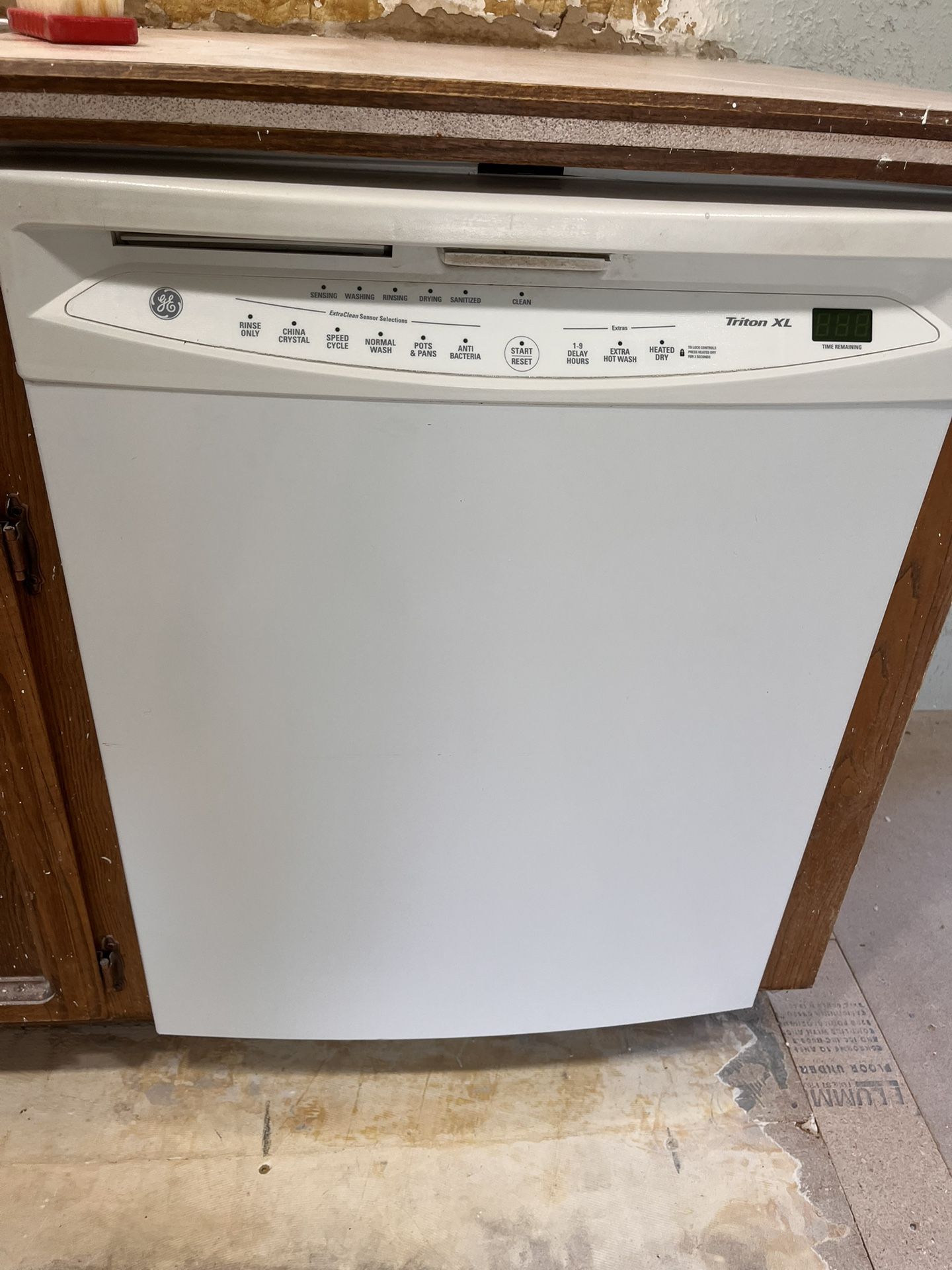 Maytag Dishwasher