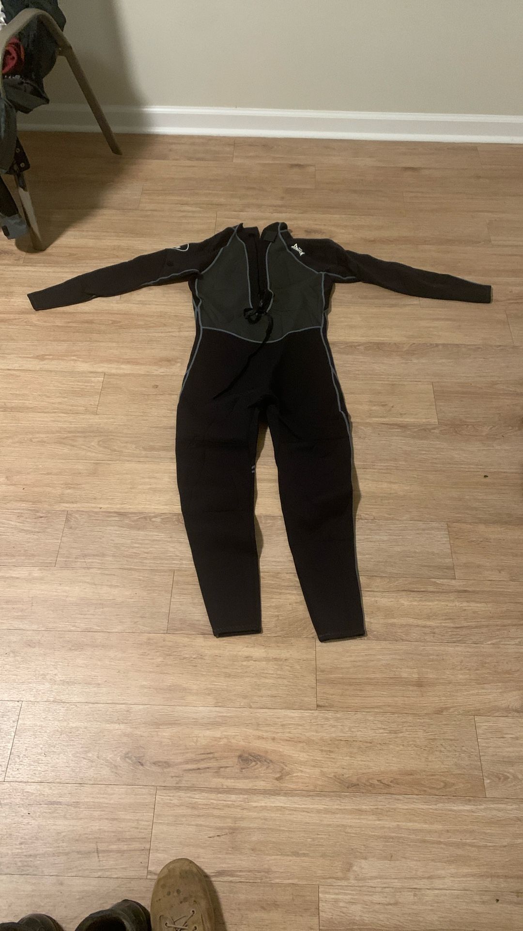 GLADIATOR TITANIUM WET SUIT